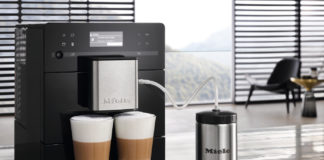 Elegantes, kompaktes Design und vielfältig bei der Kaffeezubereitung: Mit den Stand-Kaffeevollautomaten der Baureihe CM5 rundet Miele sein Sortiment ab