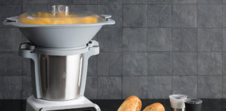 Mit der neuen Multifunktionsküchenmaschine GrandPrix von Klarstein wird die Küche zur Gourmet-Rennstrecke