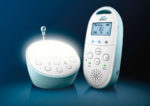 Das Philips Avent DECT Babyphone schafft mit integrierter Sternenhimmel-Funktion und Gute-Nacht-Liedern eine beruhigende Atmosphäre zum Einschlummern