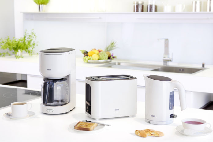 Die Braun PurEase Früh­stücks­se­rie mit Fil­ter­kaf­fee­ma­schine, Was­ser­ko­cher und Toas­ter verschönt den Start in den Tag