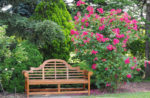 Pflegeboxen von PNZ für den Frühjahrsputz werden auch speziell für Gartenmöbel aus Echtholz angeboten
