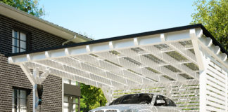 Mit Photovoltaik auf Carport und Terrassendach Strom für das Elektroauto selbst produzieren und unabhängiger vom Energieversorger werden