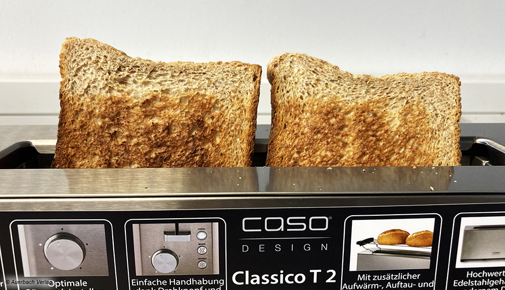 Bei den Langschlitztoastern von Caso und beim Gerät von Philips bleibt bei großen Toastscheiben der obere Rand ungebräunt