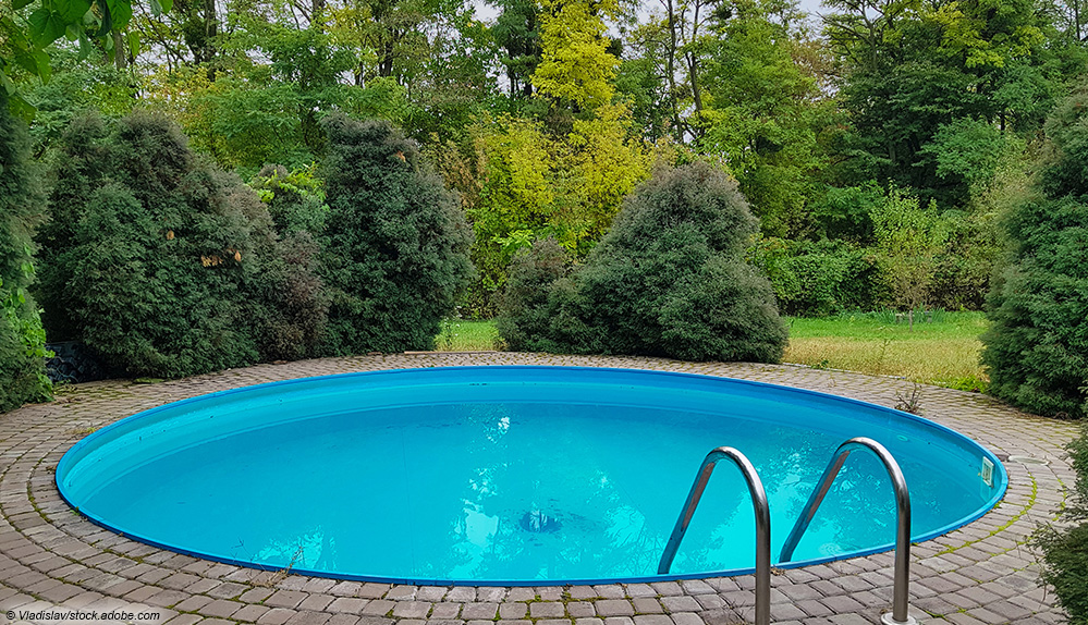 Pool mit Stahlwand