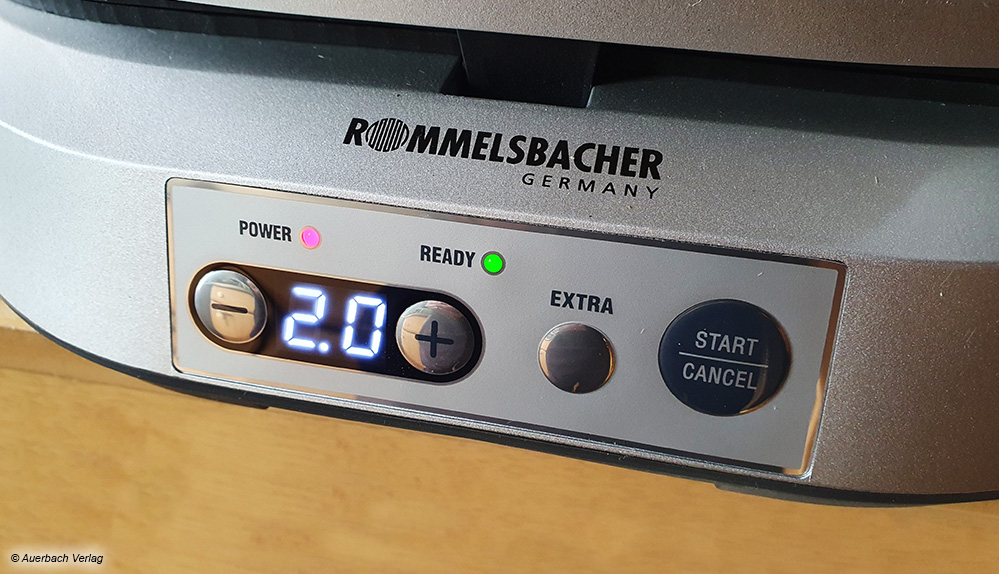 Der praktische Timer mit Anzeige am Gerät erlaubt eine fast automatische Herstellung von Pancakes im Pancakemaker von Rommelsbacher 