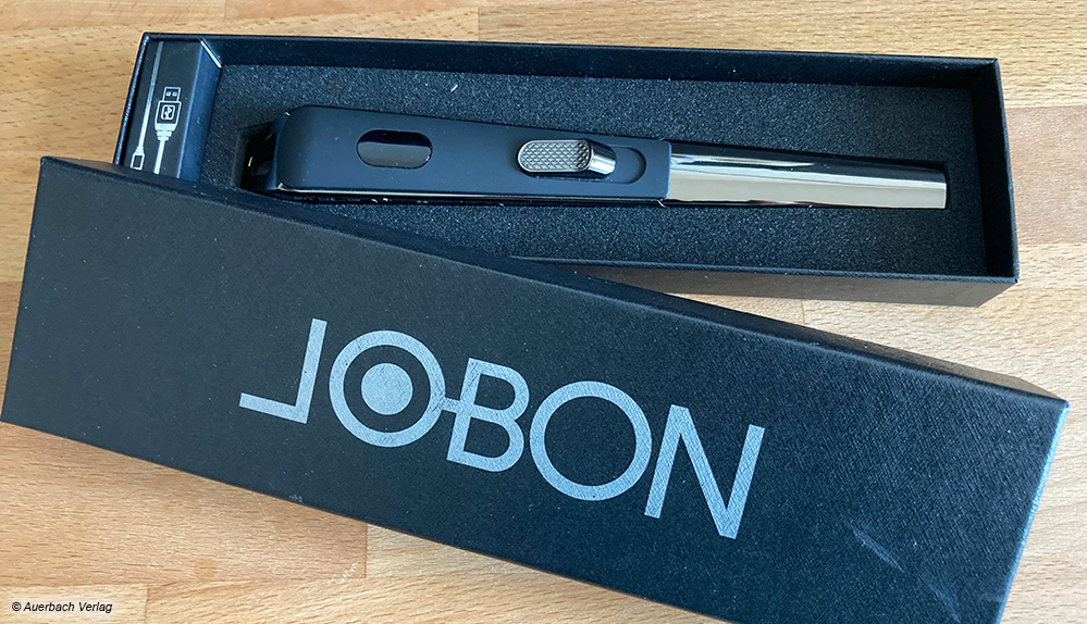 Das edle Lichtbogenfeuerzeug von Jobon eignet sich mit seiner ansprechenden Verpackung auch hervorragend als Geschenk 