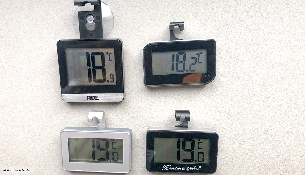 Insgesamt acht Kühlschrankthermometer sind im Test vertreten. Davon sind vier digitale Thermometer  
