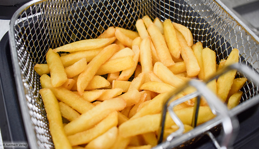 Die Steba ist schön einfach: Pommes rein ins Fett, und nach kaum 10 min gibt es ein garantiert leckeres Ergebnis
