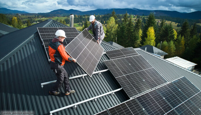 Photovoltaik Dach Handwerker