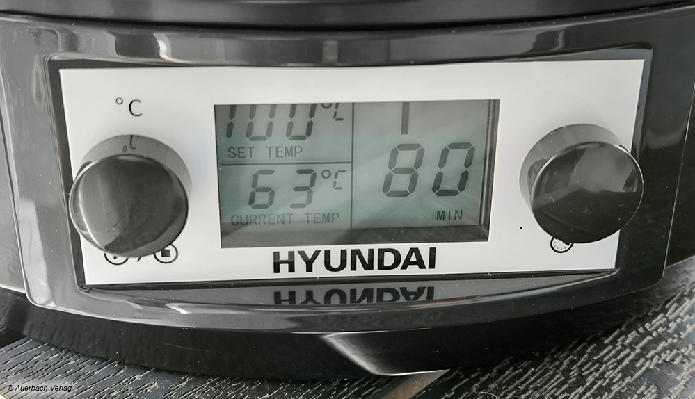 Als besonders praktisch erweist sich bei den Glühweinerhitzern/Einkochautomaten das LC-Display von Hyundai. Hier können Soll- und Ist-Temperaturen genau kontrolliert werden
