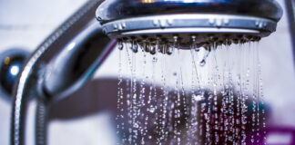 Dusche Brause Wasser