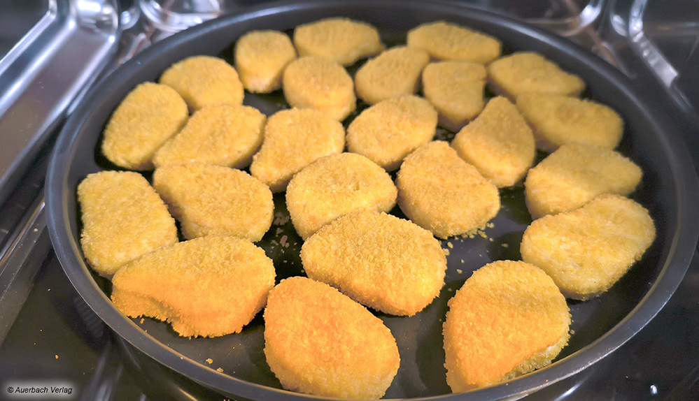 Dank Heißluftfunktion gelingen auch Pommes und Chicken Nuggets im Ceramic Chef von Caso. Allerdings muss man das Gerät etwas heißer einstellen