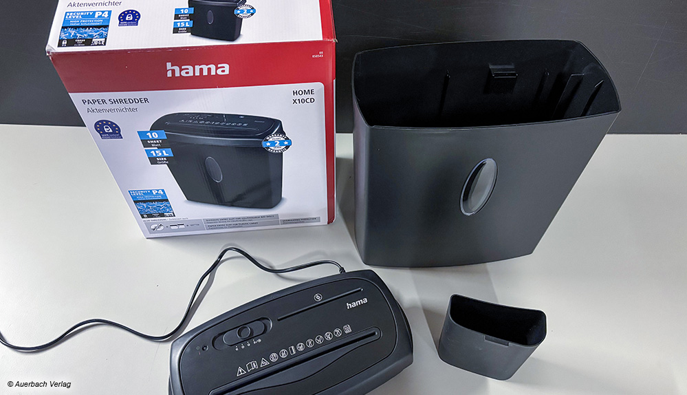 Das kleinste Modell von Hama verfügt über einen Auffangbehälter für CDs und Chipkarten. Diese Eigenschaft wird von uns sehr geschätzt