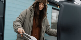 Wenn es draußen knackig kalt ist, schmecken die heißen Wintergrill-Highlights doppelt gut. Doch gilt es, einige Dinge zu beachten