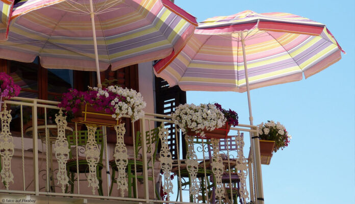 Balkon im Sommer Balkon im Sommer
