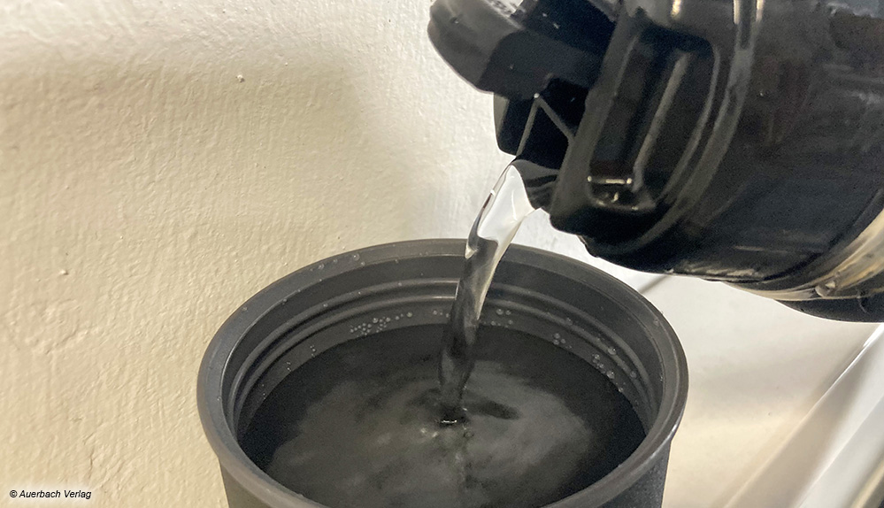 Thermoflasche mit Becher inklusive: Bei der Milu T4 kann der Außendeckel aus Edelstahl direkt als Trinkgefäß benutzt werden