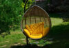 Sessel im Garten