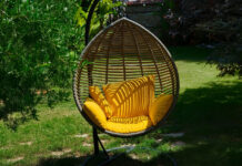 Sessel im Garten