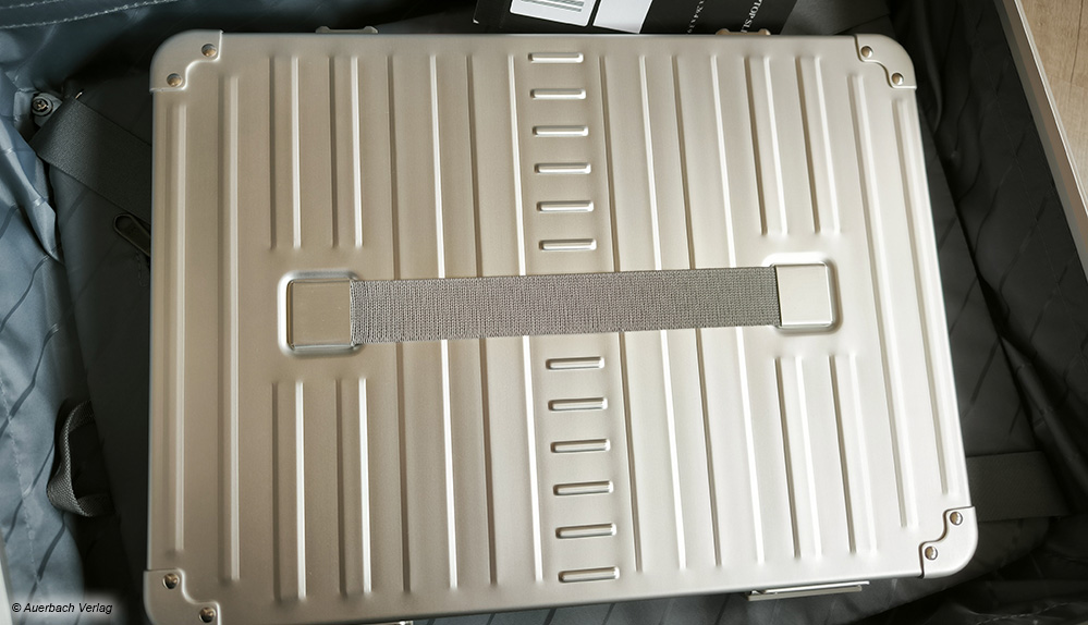 Weiteres Highlight des Aleon ist das Alu-Case für Tablet oder Notebook. Die Top-Qualität des Koffers hat allerdings auch ihren Preis