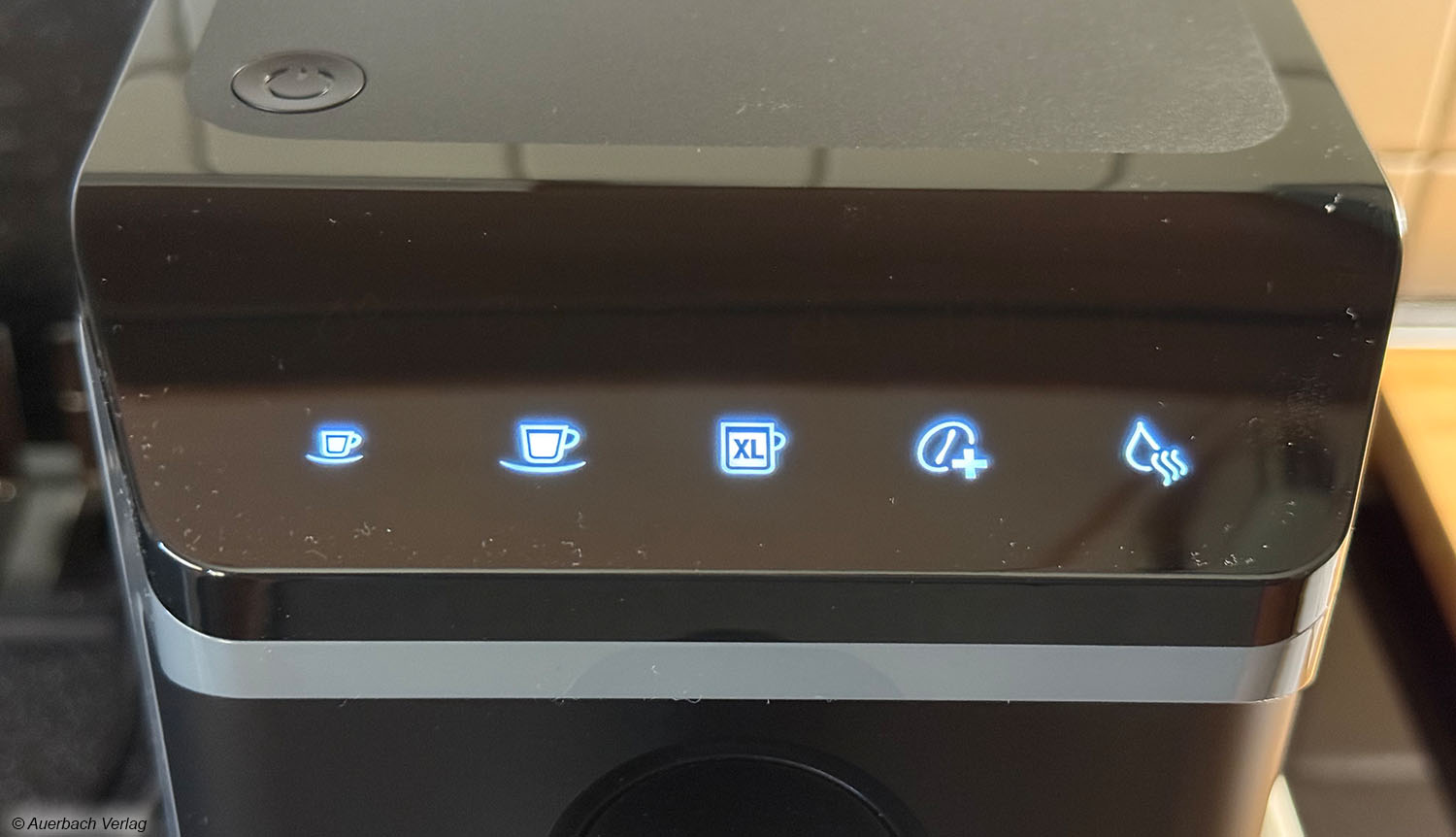 Über den Touch-Bedientasten leuchten bei Bedarf die Hinweisanzeigen auf